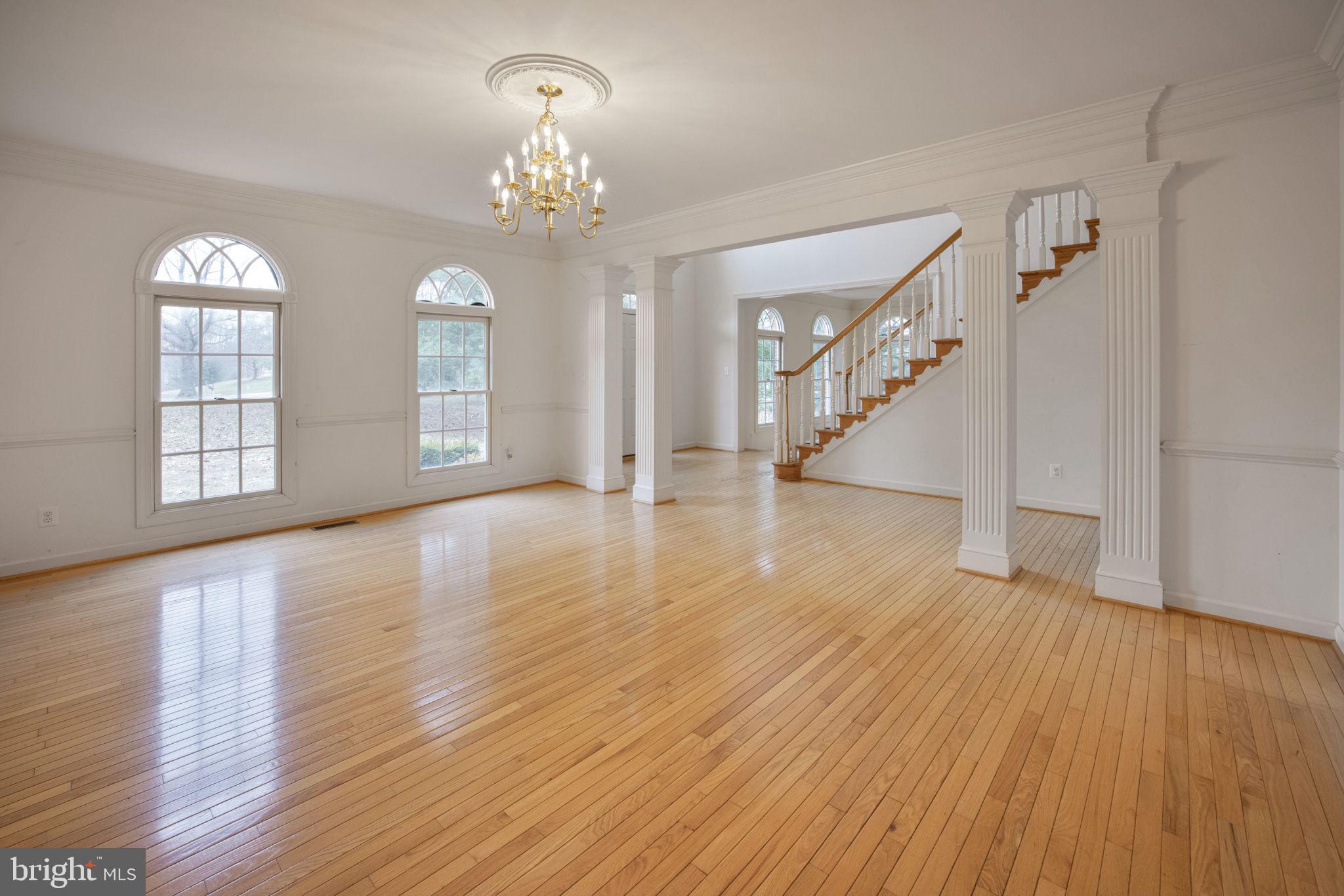 2000 Gresham Lane Davidsonville, MD 21035 - Photo 7 of 34 Dining room