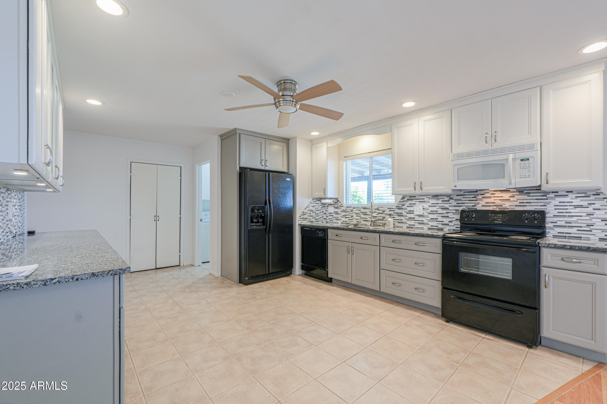 3135 West Shedd Road Eloy, AZ 85131 - Photo 3 of 28 15