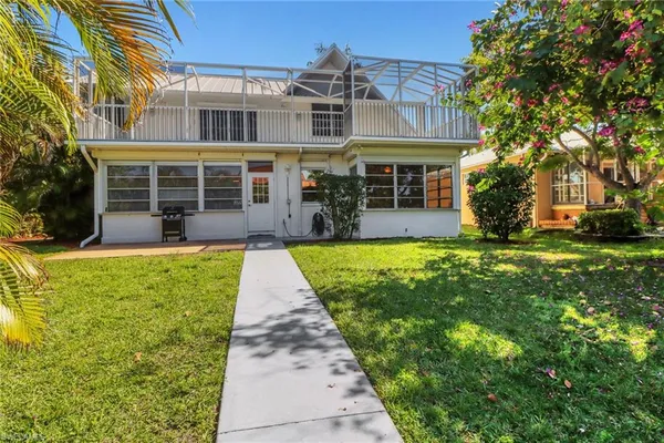 $5,900 | 1120 Sandpiper Street, Naples, FL 34102