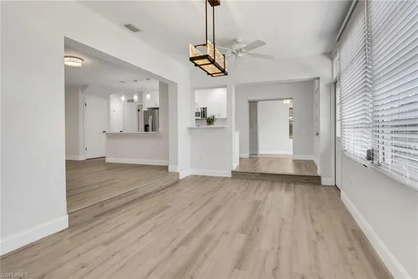 $5,900 | 1120 Sandpiper Street, Naples, FL 34102