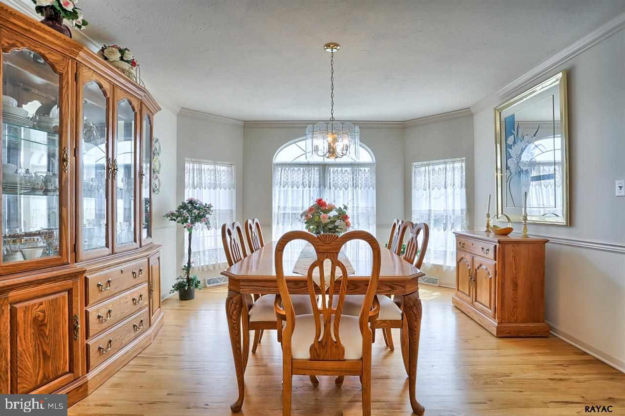 90 Percheron Drive York, PA 17406 - Photo 14 of 33 Gallery Image 14
