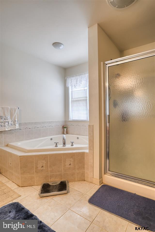 90 Percheron Drive York, PA 17406 - Photo 21 of 33 Gallery Image 21