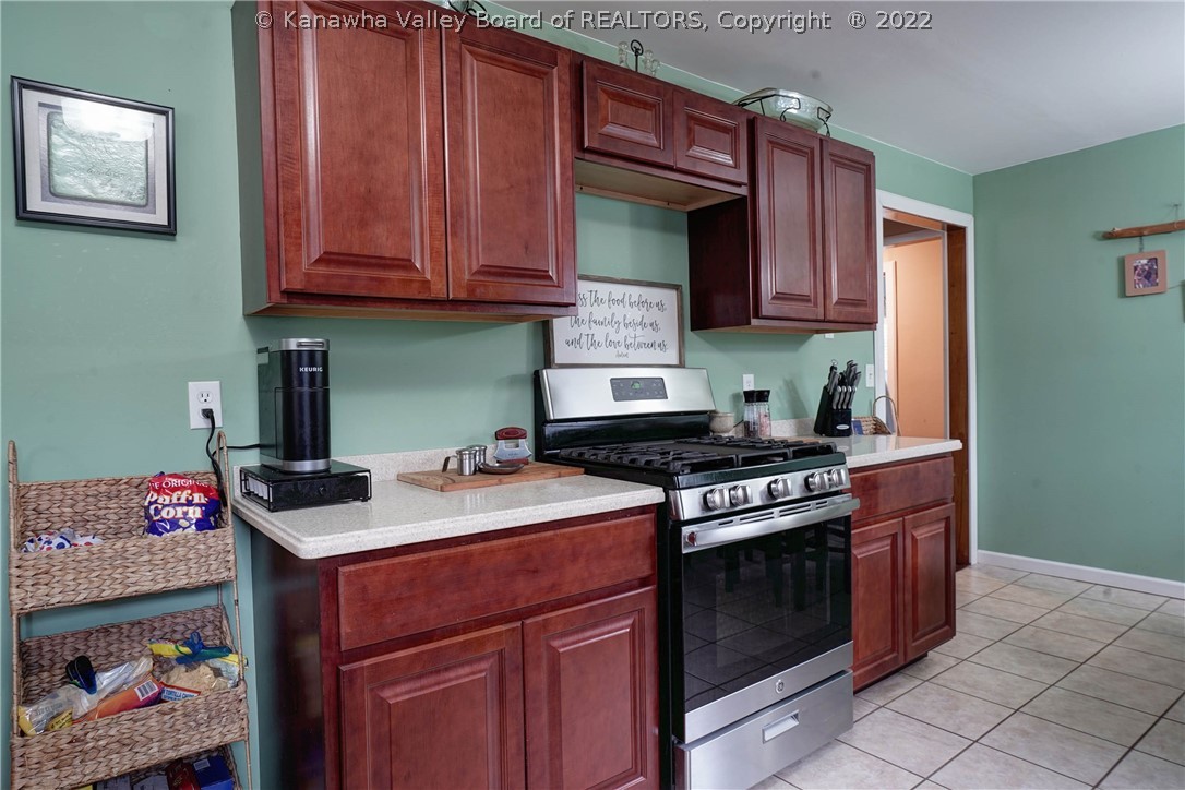 110 3rd Avenue Elkview, WV 25071 - Photo 9 of 21 Gallery Image 9
