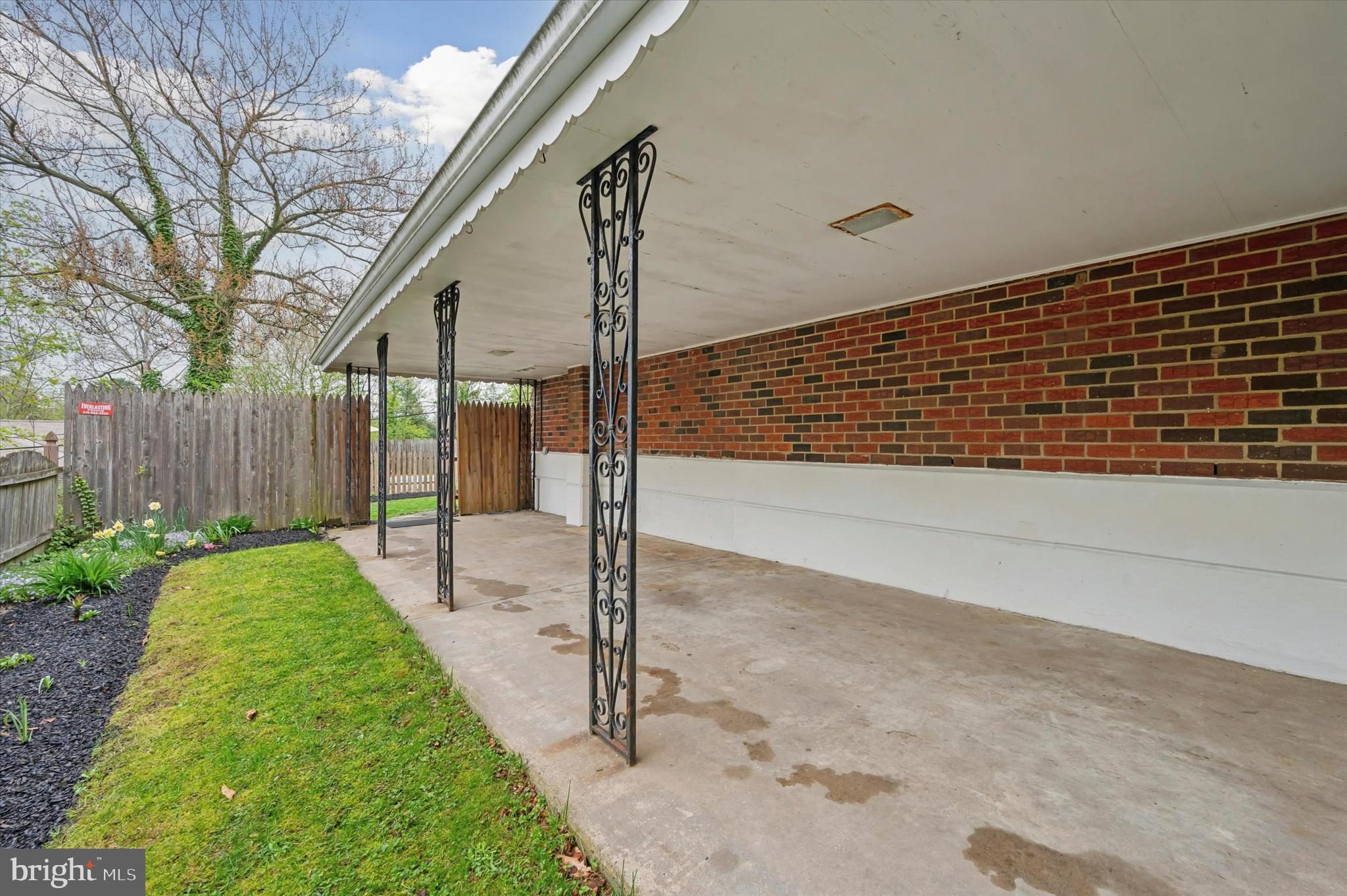 135 Cornell Road Bala Cynwyd, PA 19004 - Photo 31 of 37 a view of a back yard