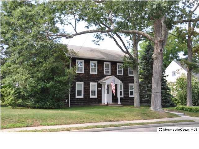 722 Wall Road Spring Lake Heights, NJ 07762 - Photo 1 of 3 Primary Photo