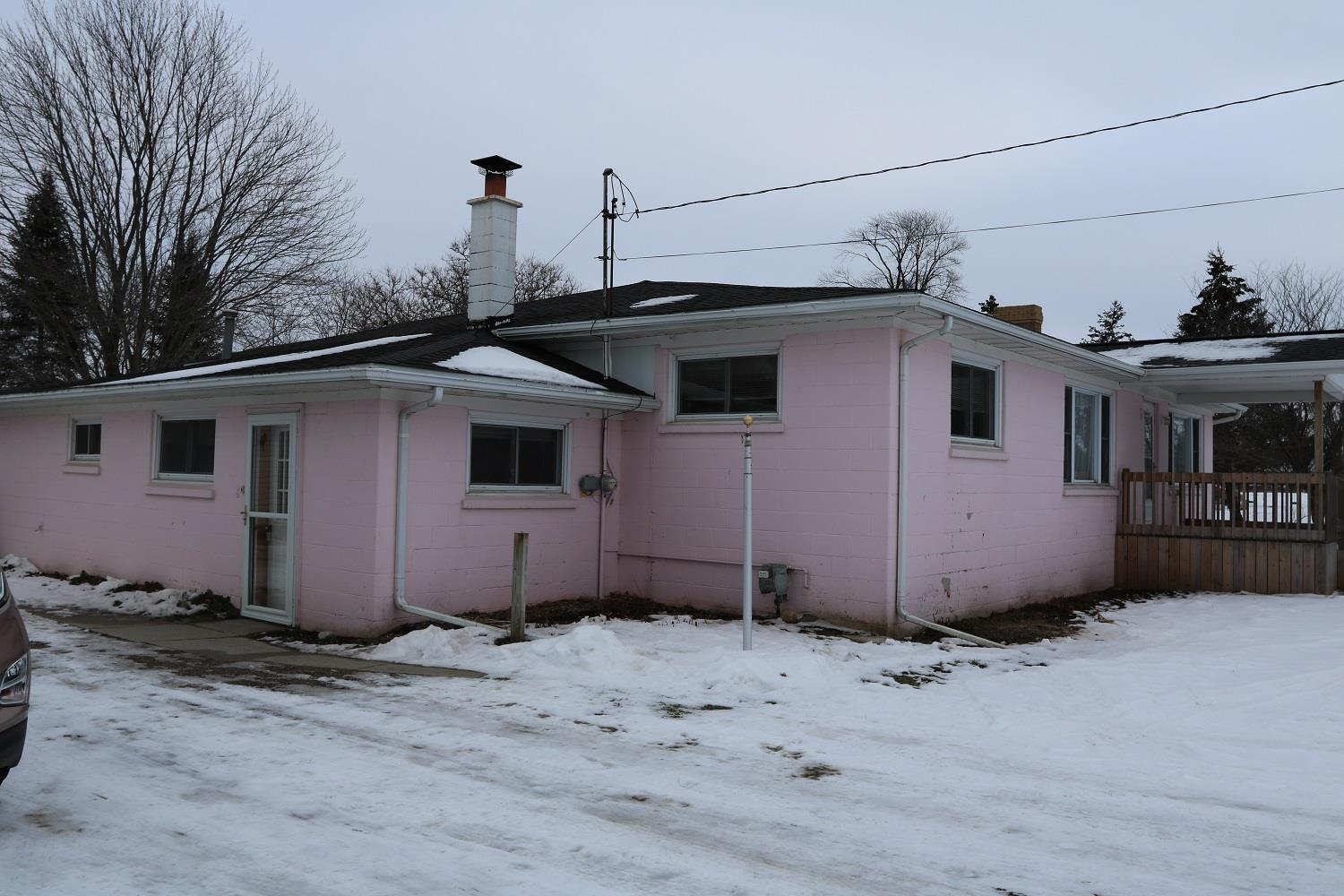 6712 North Pingree Road Elwell, MI 48832 - Photo 5 of 43 1896240-4.JPG
