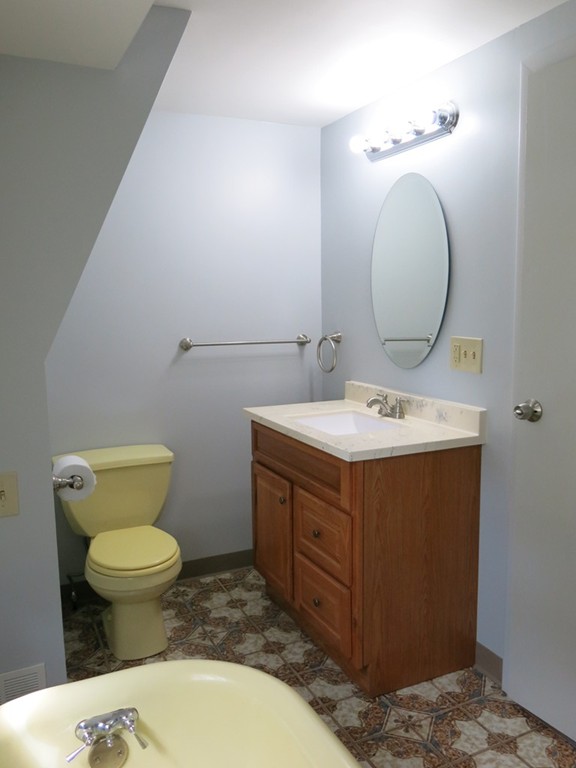 214 Pasco Road Springfield, MA 01151 - Photo 23 of 25 Gallery Image 23