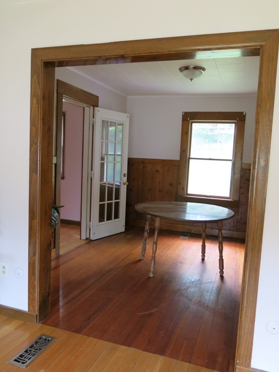 214 Pasco Road Springfield, MA 01151 - Photo 8 of 25 Gallery Image 8