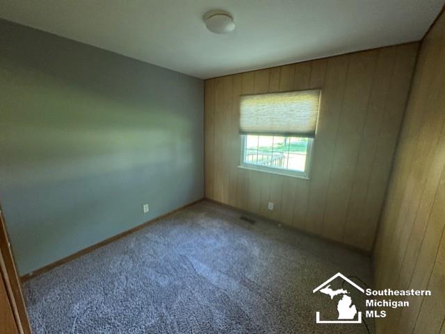 13091 Rosedale Boulevard Carleton, MI 48117 - Photo 9 of 10 50180140-3d7f3866-0d2f-4f91-bef7-e25d68dd30ff.JPG