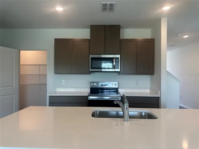 $2,700 | 10574 Dusty Boot Road, Land O Lakes, FL 34638