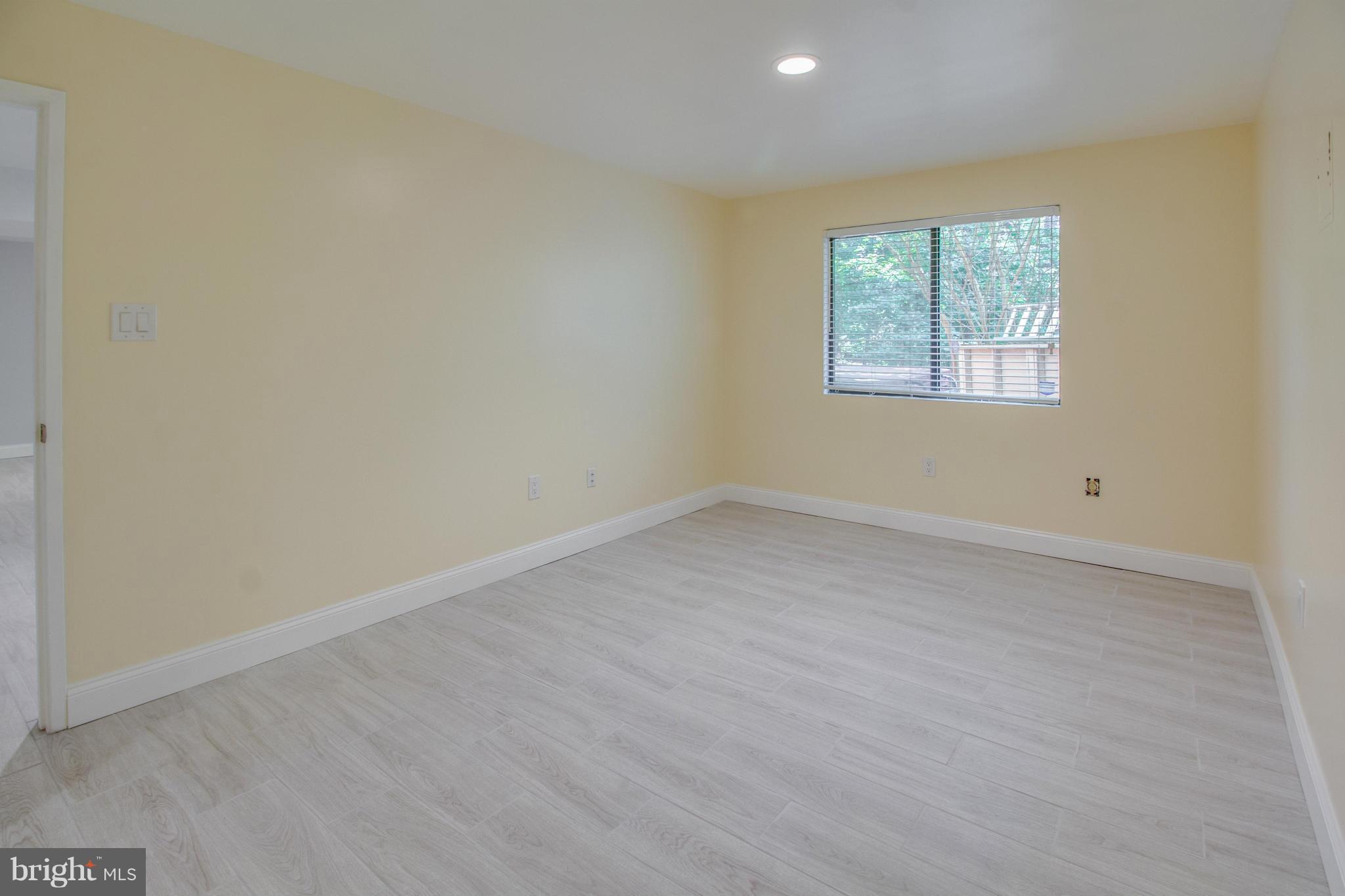 1673 Cedar Hollow Way Reston, VA 20194 - Photo 23 of 30 Bedroom