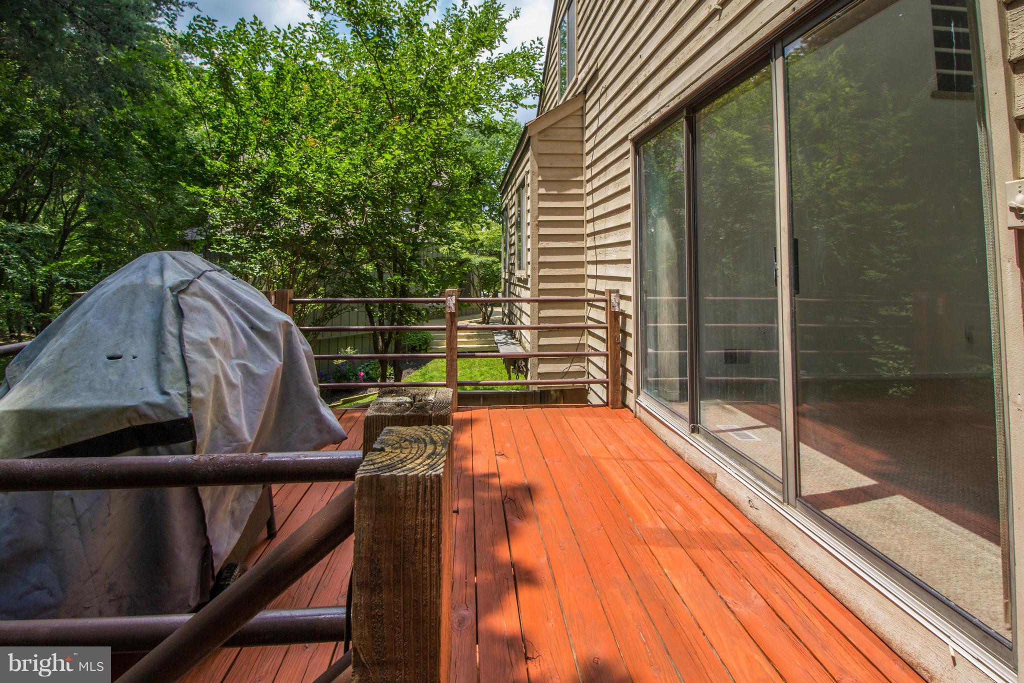 1673 Cedar Hollow Way Reston, VA 20194 - Photo 27 of 30 Main Level Deck