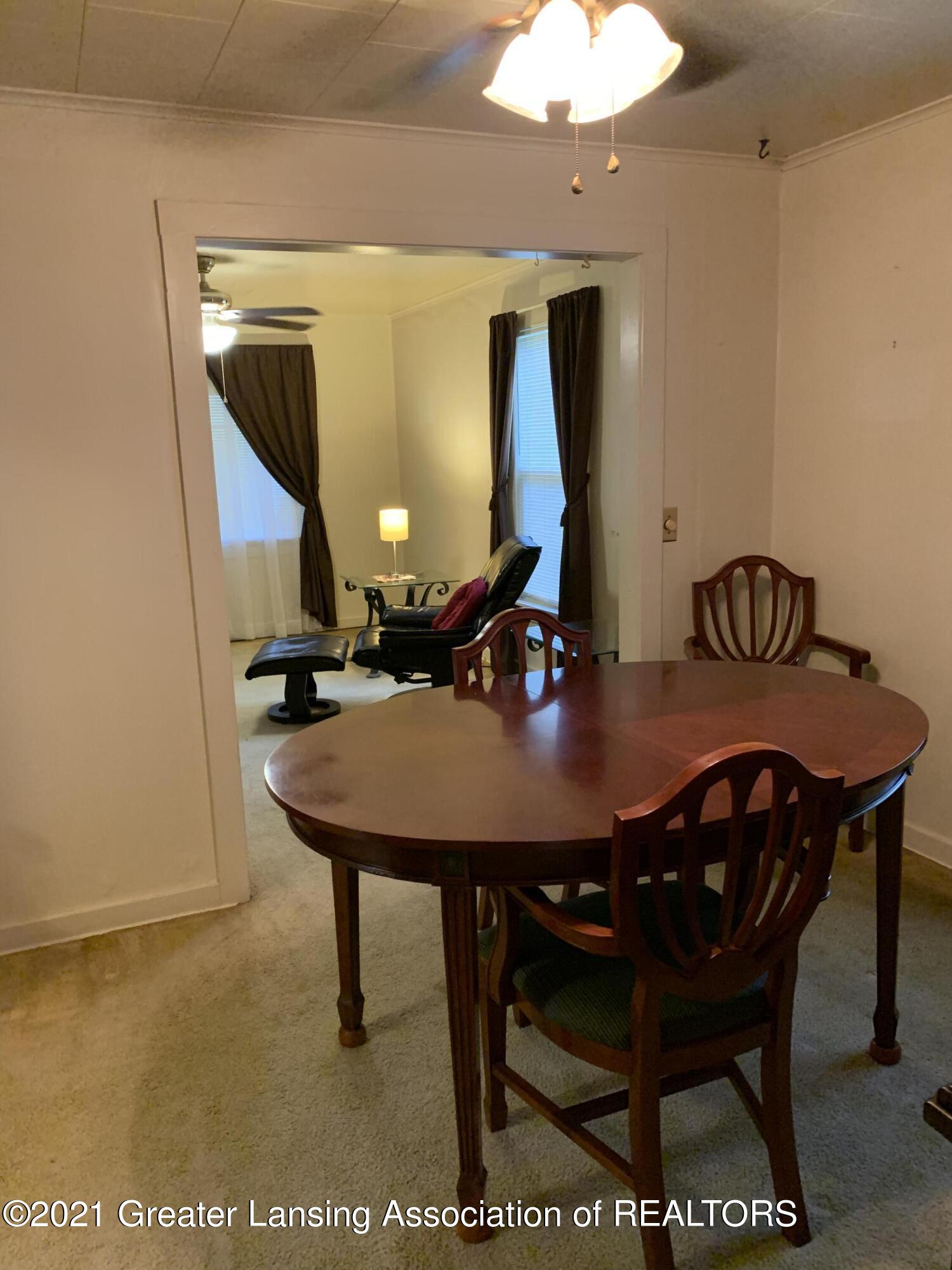 5336 Hughes Road Lansing, MI 48911 - Photo 7 of 12 DF3664E6-13E0-483D-AB3F-4D2578B81A97