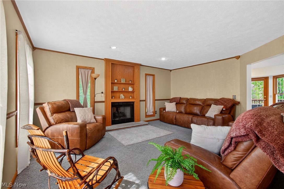 1741 Wales Road Northeast Massillon, OH 44646 - Photo 6 of 34