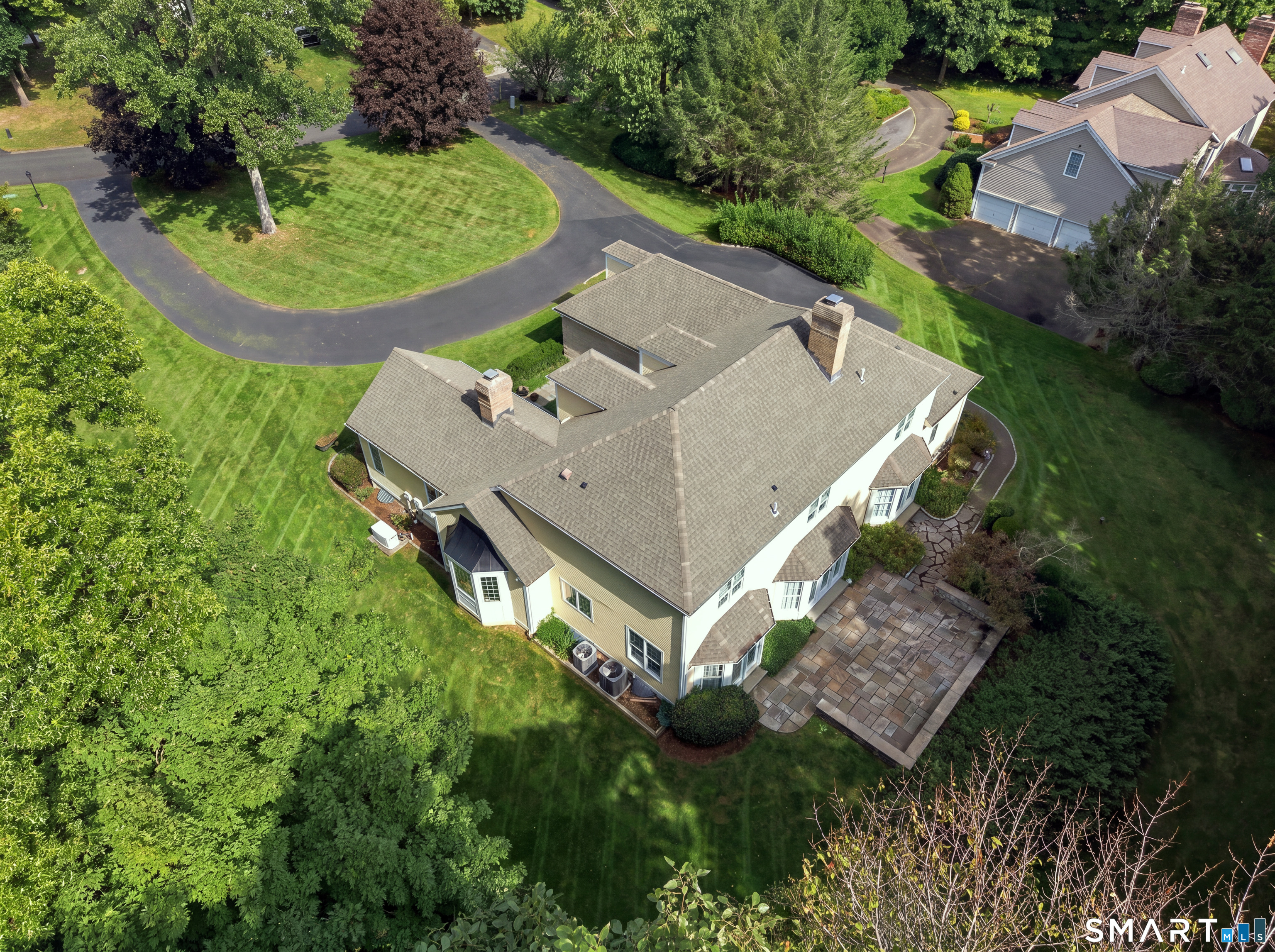 107 Randi Drive Madison, CT 06443 - Photo 4 of 39 Gallery Image 4