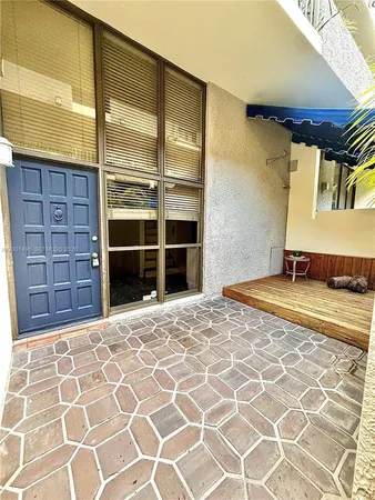 $3,750 | 2666 Tigertail Avenue, Unit 114, Miami, FL 33133