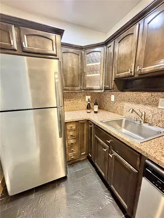 $3,750 | 2666 Tigertail Avenue, Unit 114, Miami, FL 33133