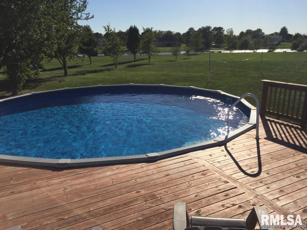 18 Drake Road Jacksonville, IL 62650 - Photo 13 of 19