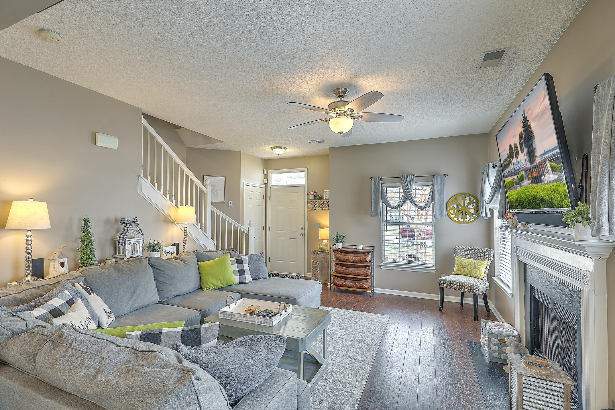 556 Carters Grove Road Charleston, SC 29414 - Photo 11 of 34 1R3A5440_1_2_3_4_5_6