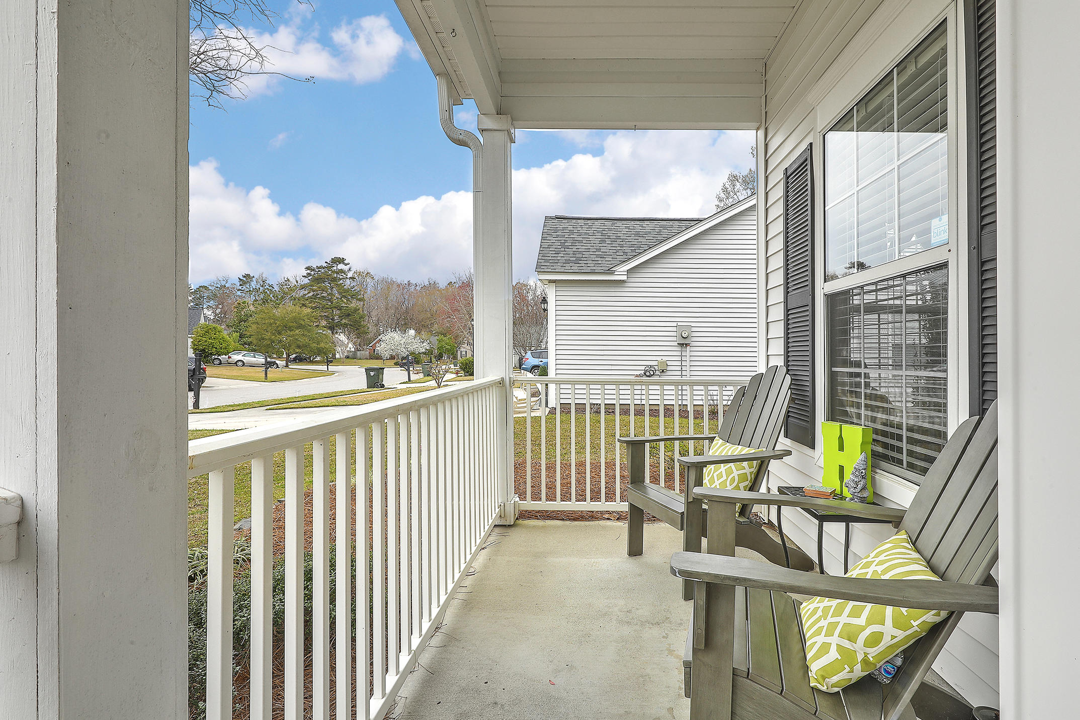556 Carters Grove Road Charleston, SC 29414 - Photo 6 of 34 Large Front Porch