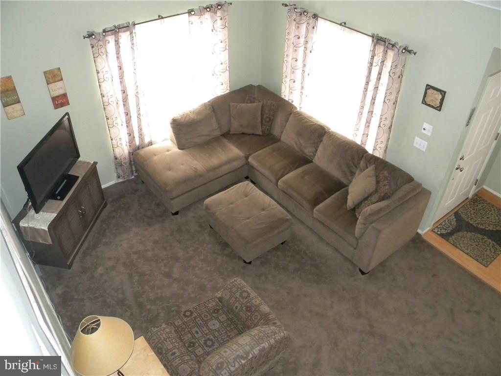 196 Wave Road Manahawkin, NJ 08050 - Photo 4 of 30