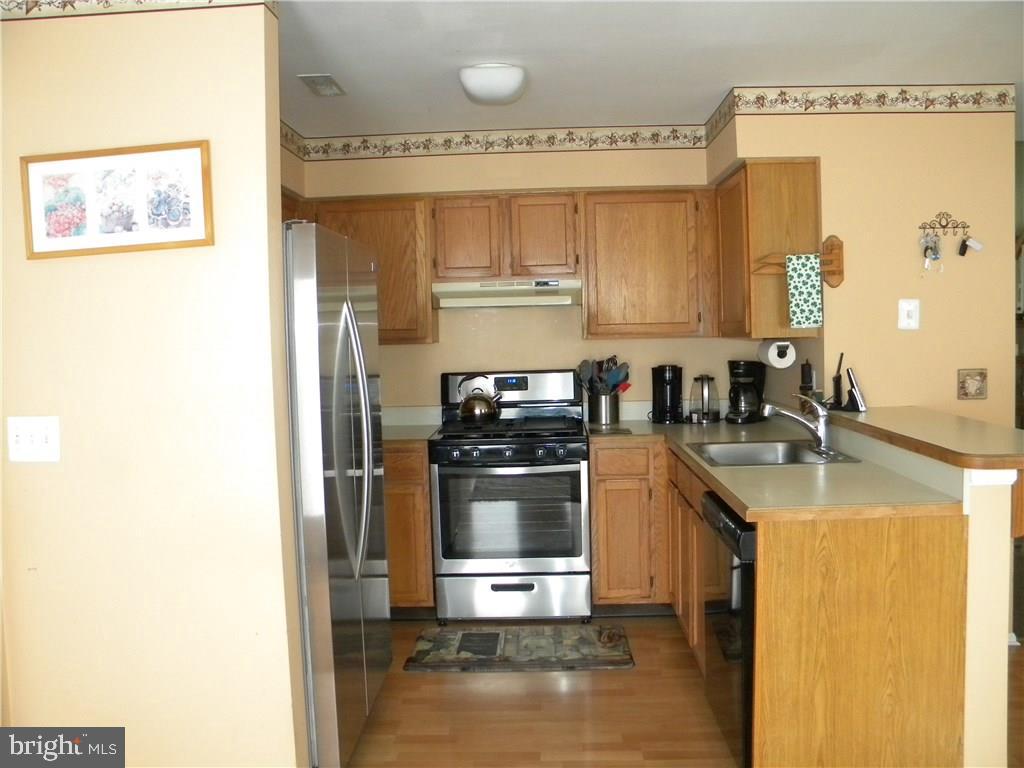 196 Wave Road Manahawkin, NJ 08050 - Photo 7 of 30