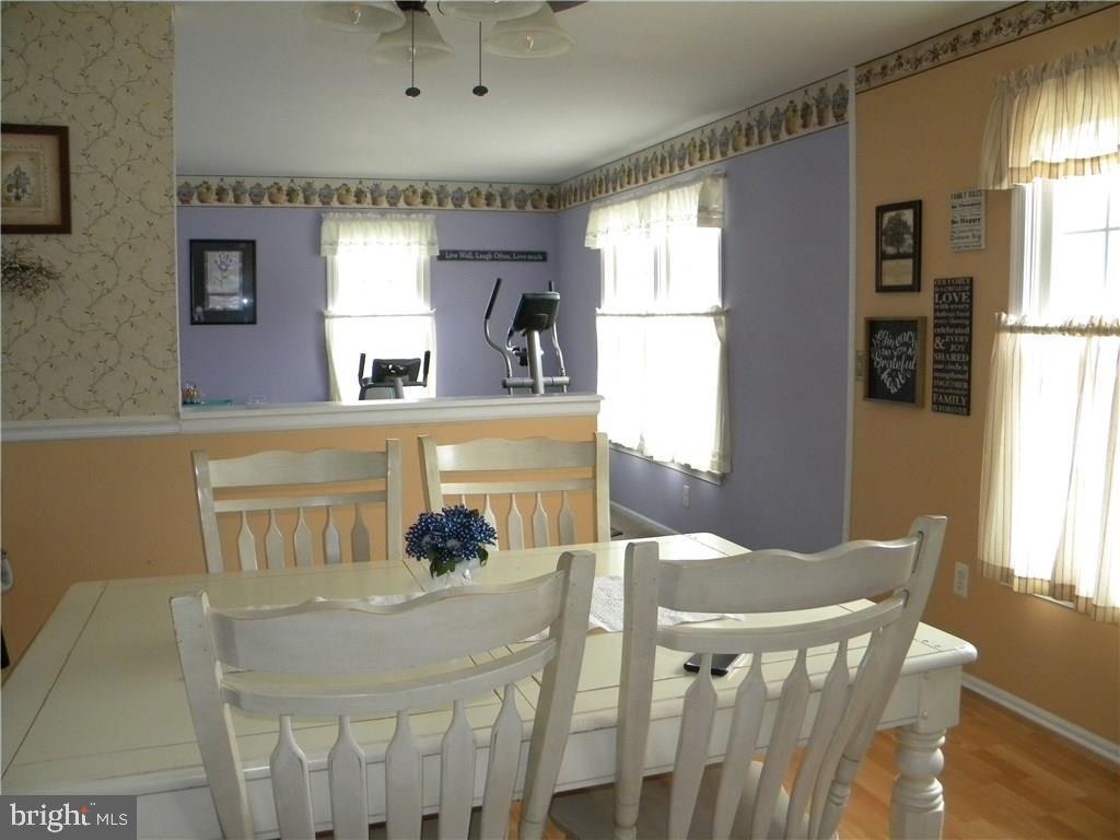196 Wave Road Manahawkin, NJ 08050 - Photo 10 of 30