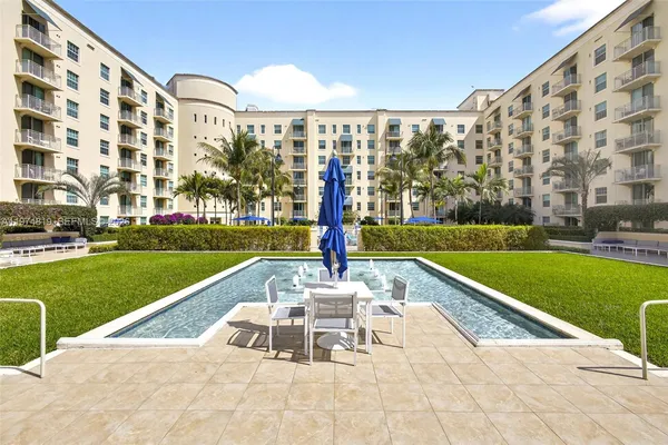 $2,470 | 610 Clematis Street, Unit 336, West Palm Beach, FL 33401