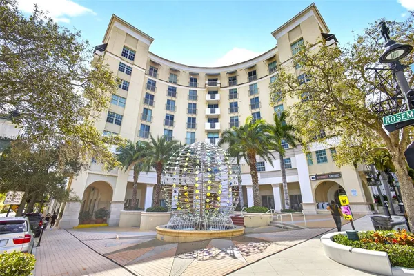$2,470 | 610 Clematis Street, Unit 336, West Palm Beach, FL 33401