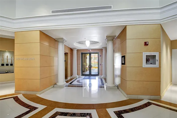 $2,470 | 610 Clematis Street, Unit 336, West Palm Beach, FL 33401