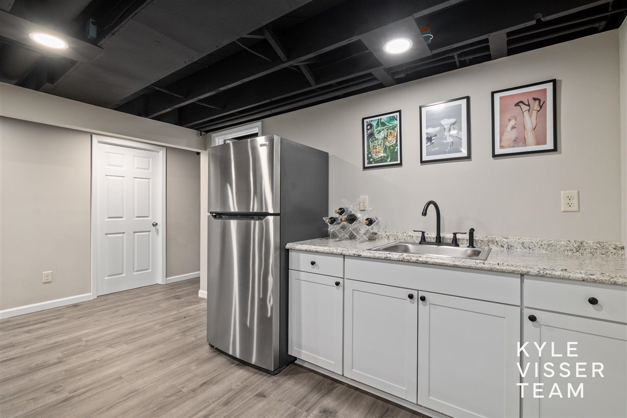 3030 Cascade Road Southeast East Grand Rapids, MI 49506 - Photo 32 of 53 Gallery Image 32
