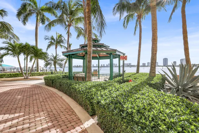 $759,000 | 2640 Lake Shore Drive, Unit 1510, Riviera Beach, FL 33404