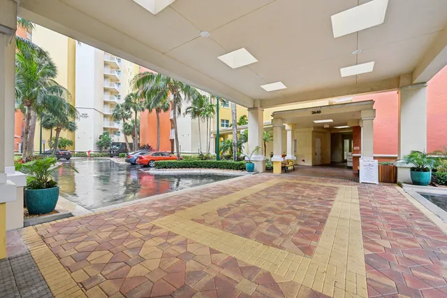 $759,000 | 2640 Lake Shore Drive, Unit 1510, Riviera Beach, FL 33404
