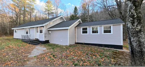 $300,000 | 616 New Hampshire Rte 103, Sunapee, NH 03782