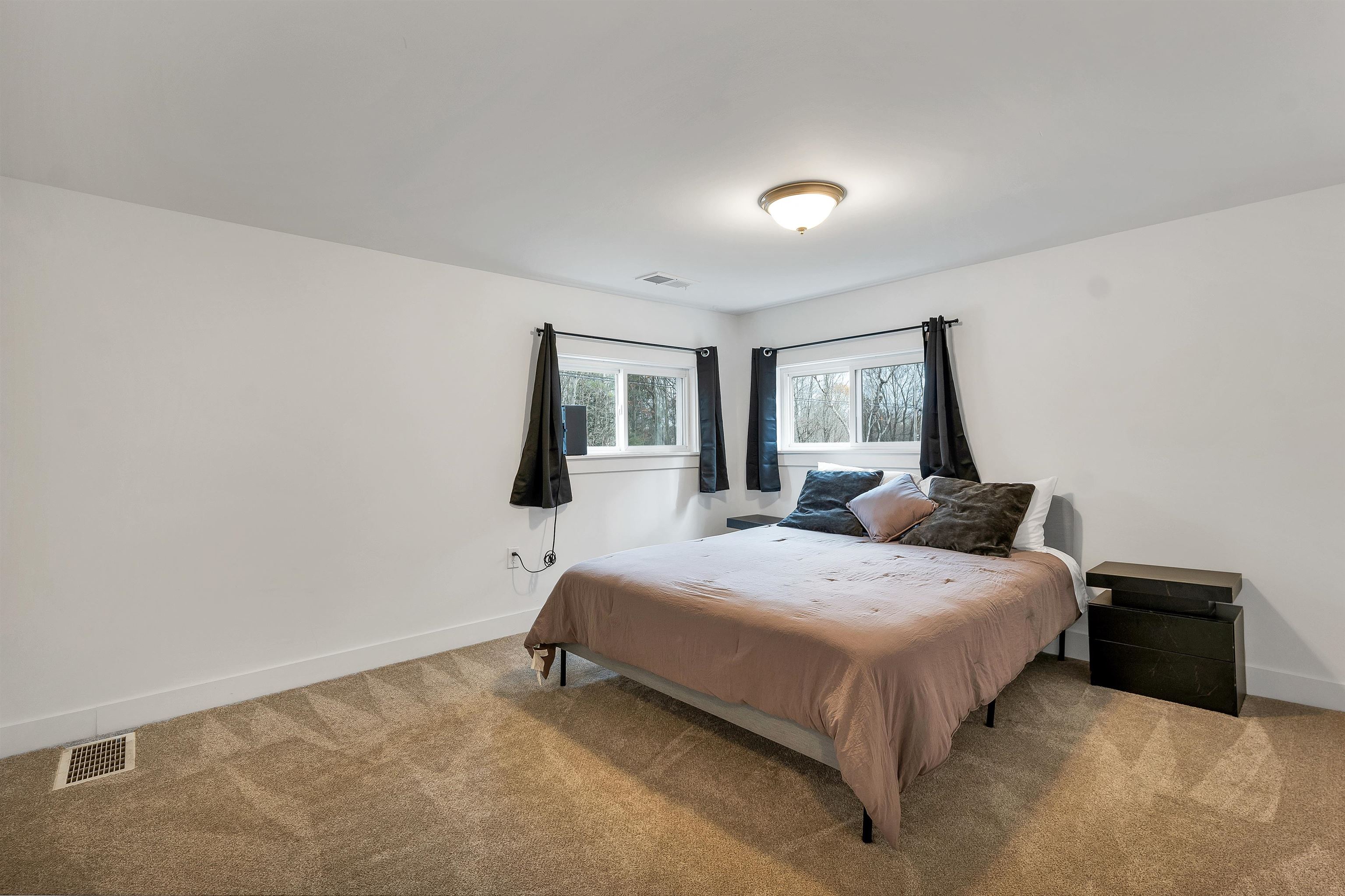 616 New Hampshire Rte 103 Sunapee, NH 03782 - Photo 25 of 49