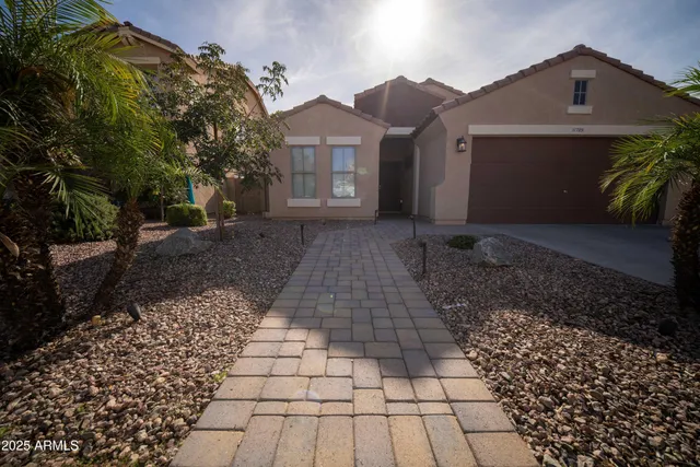 $2,400 | 11725 West Flanagan Street, Avondale, AZ 85323