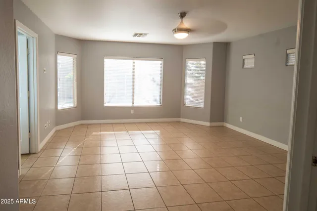 $2,400 | 11725 West Flanagan Street, Avondale, AZ 85323