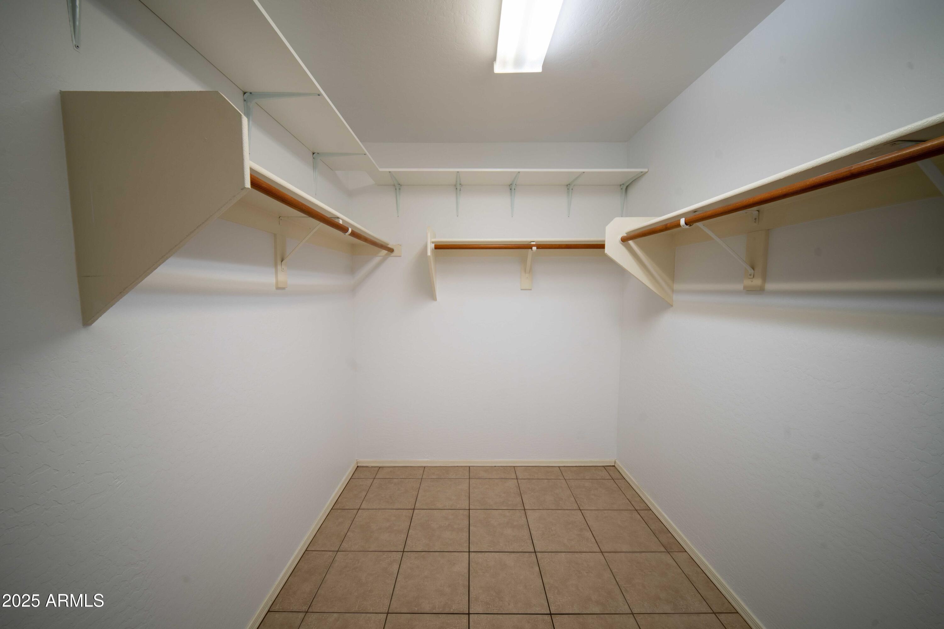 11725 West Flanagan Street Avondale, AZ 85323 - Photo 21 of 39 Primary closet
