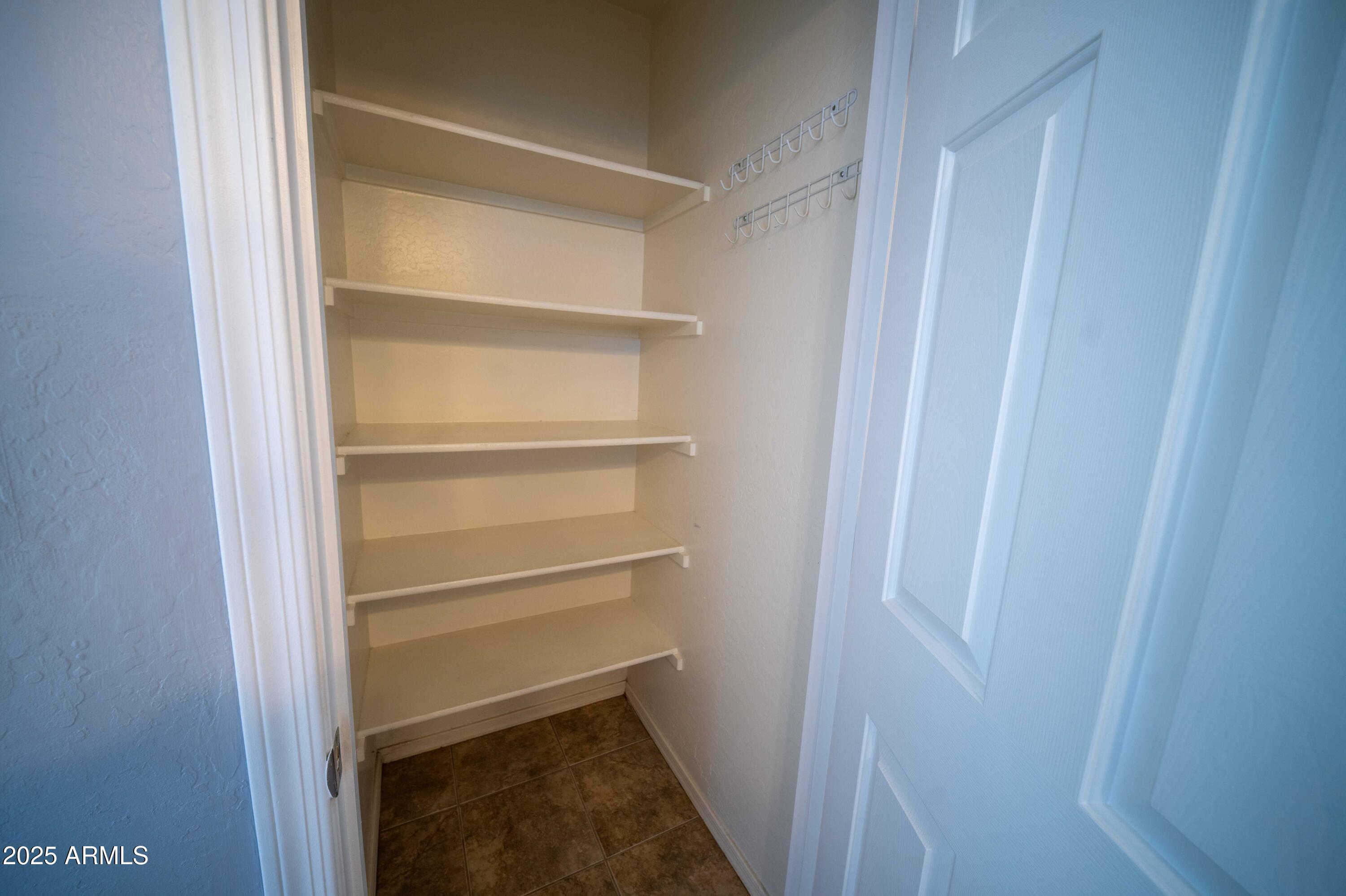 11725 West Flanagan Street Avondale, AZ 85323 - Photo 22 of 39 Primary closet