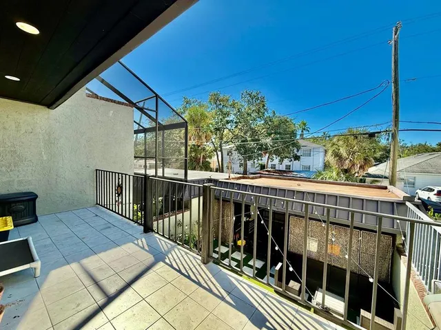 $4,950 | 162 East Davis Boulevard, Tampa, FL 33606