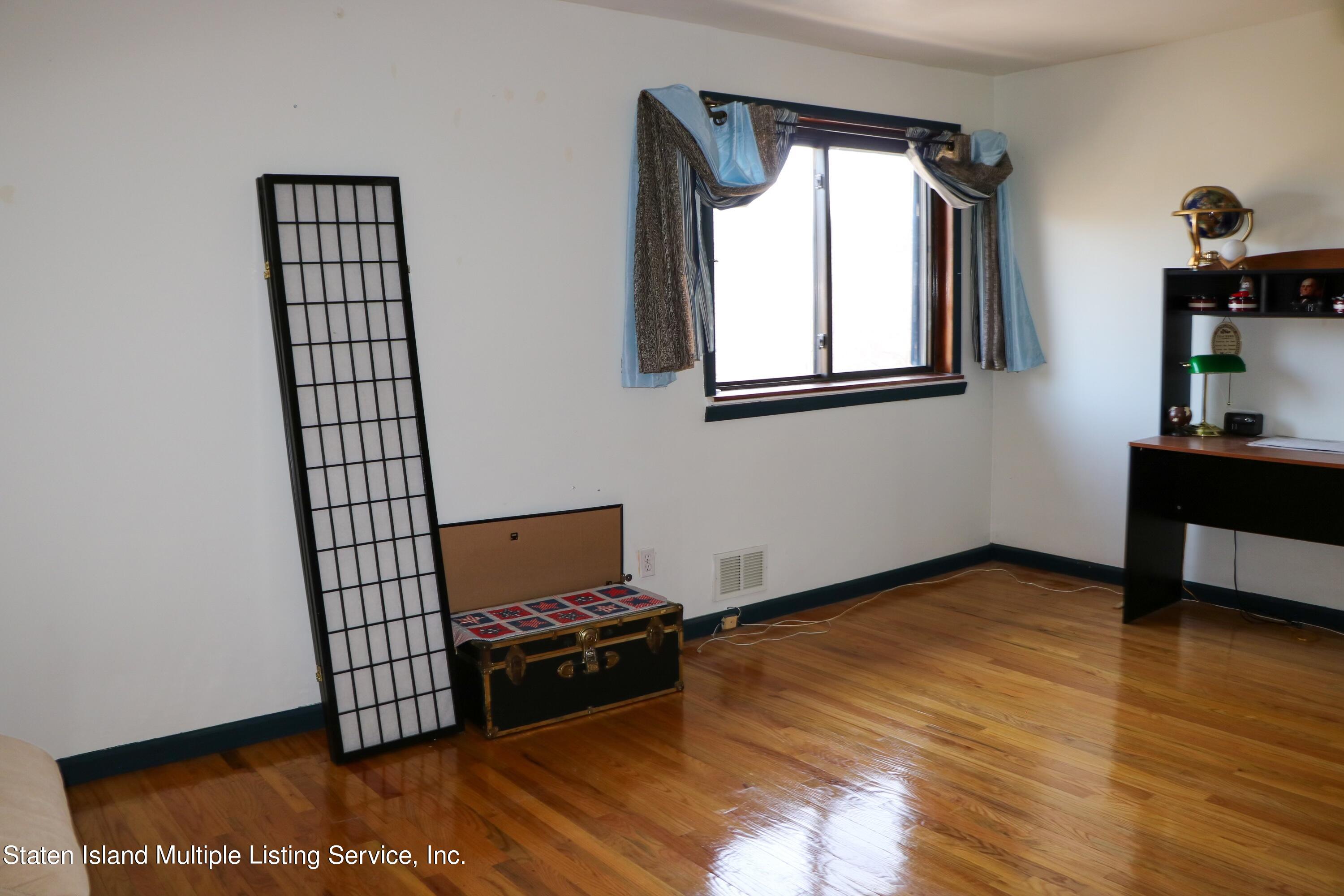 259 Windham Loop Staten Island, NY 10314 - Photo 13 of 42 E2A6775F-0423-4254-BE33-D70C72B1687F