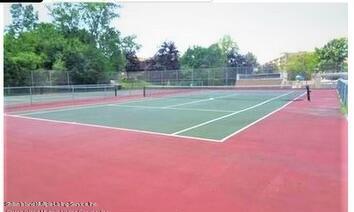 259 Windham Loop Staten Island, NY 10314 - Photo 34 of 42 5 Windham Loop, Unit 5D Compass