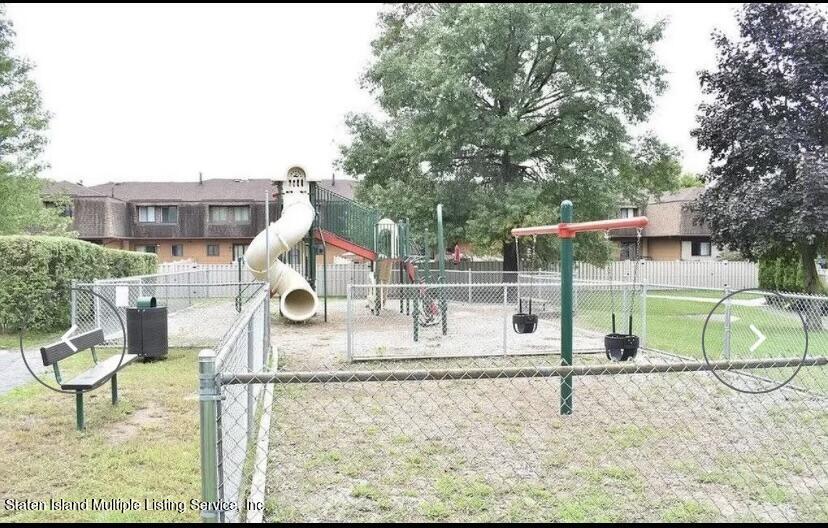 259 Windham Loop Staten Island, NY 10314 - Photo 36 of 42 IMG_7333