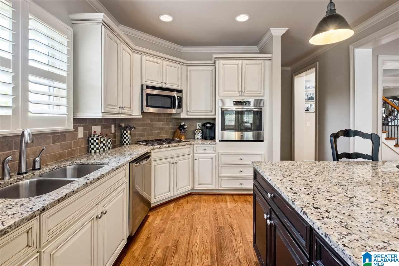 1028 Regency Way Birmingham, AL 35242 - Photo 10 of 37