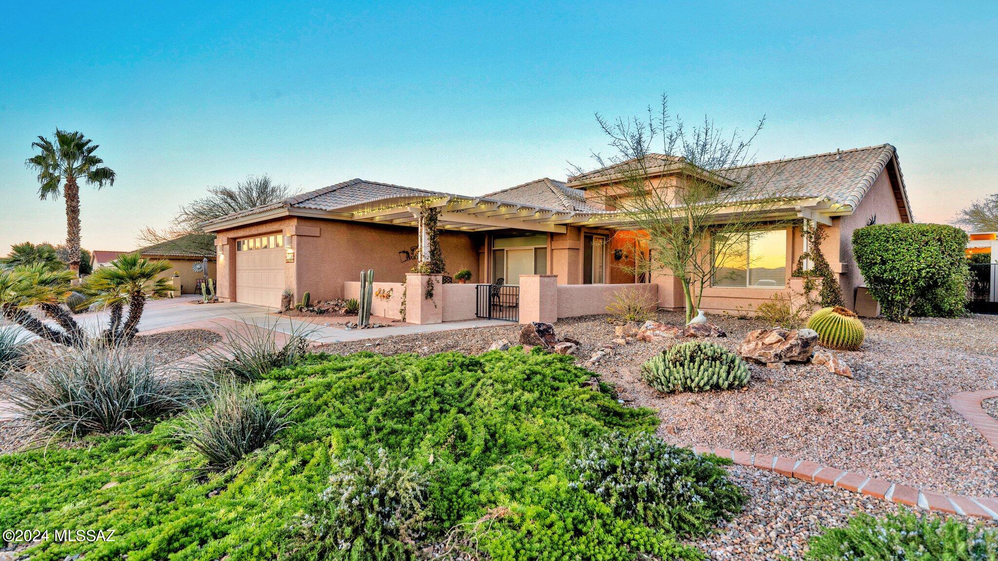 1831 East Redstart Road Green Valley, AZ 85614 - Photo 1 of 50