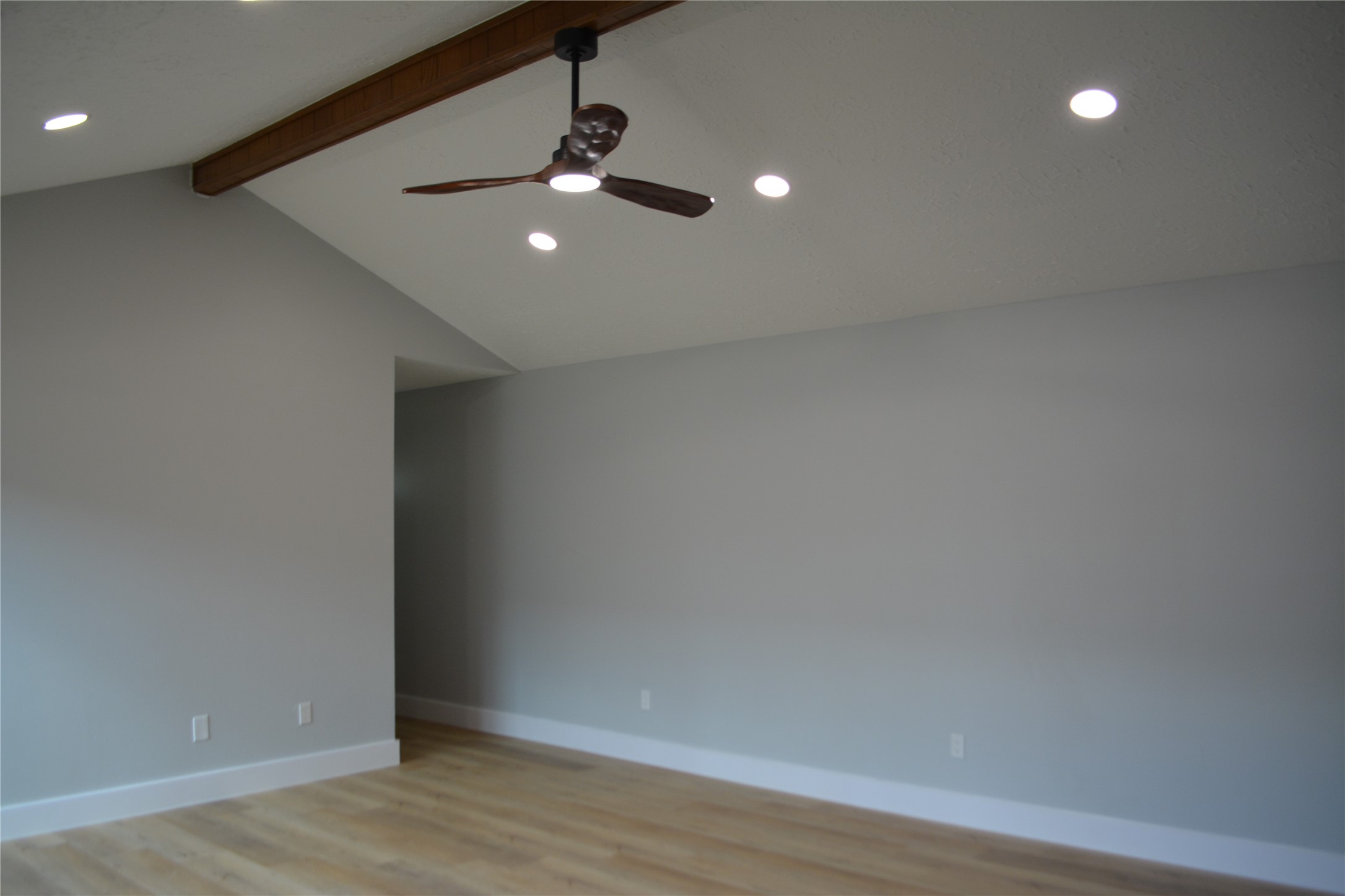 11526 South Kirkwood Road Houston, TX 77477 - Photo 18 of 26 Gallery Image 18