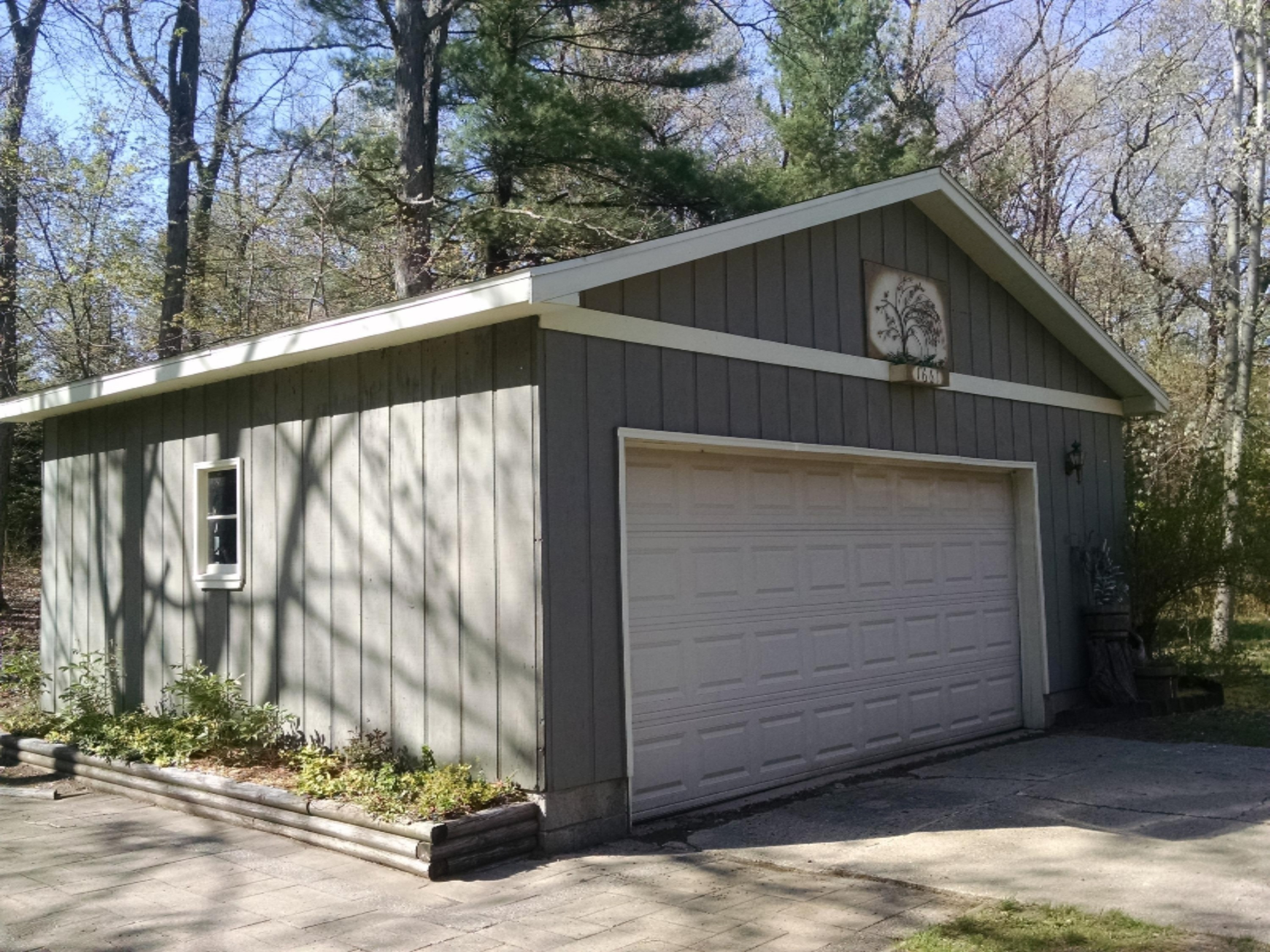 1661 Simonelli Road Muskegon, MI 49445 - Photo 3 of 32 IMG_20150513_170552170