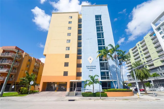 $250,000 | 218 Northwest 12th Avenue, Unit 702, Miami, FL 33128