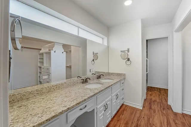 $575,000 | 640 South College Street, La Grange, TX 78945