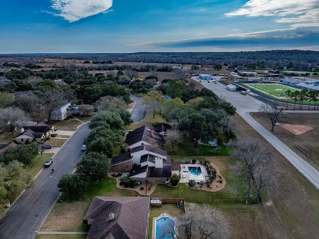 $575,000 | 640 South College Street, La Grange, TX 78945